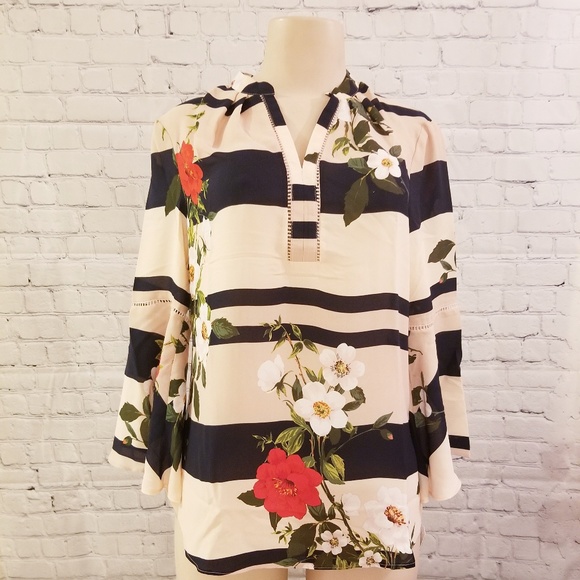 Zac & Rachel Tops - Coral navy top